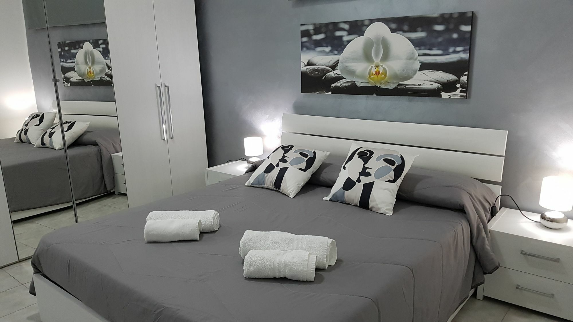 Ch Exclusive Apartments Cefalù Esterno foto